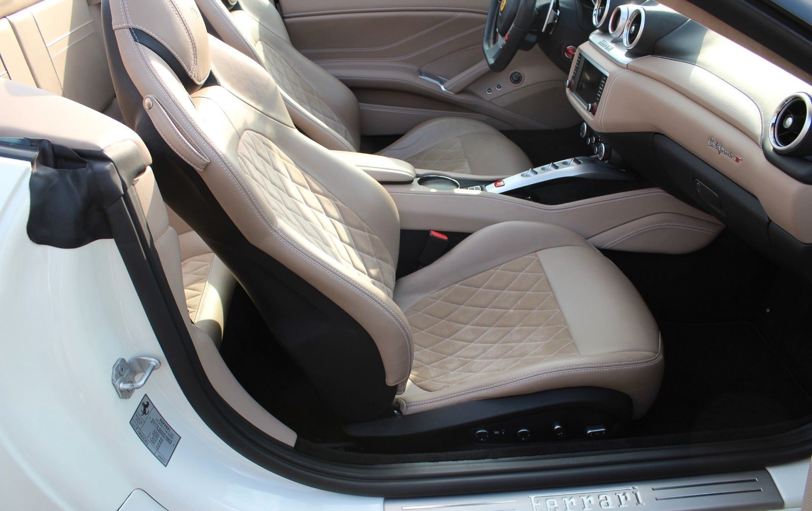 Ferrari California 3.9 V8 T 4-Sitzer foto 20