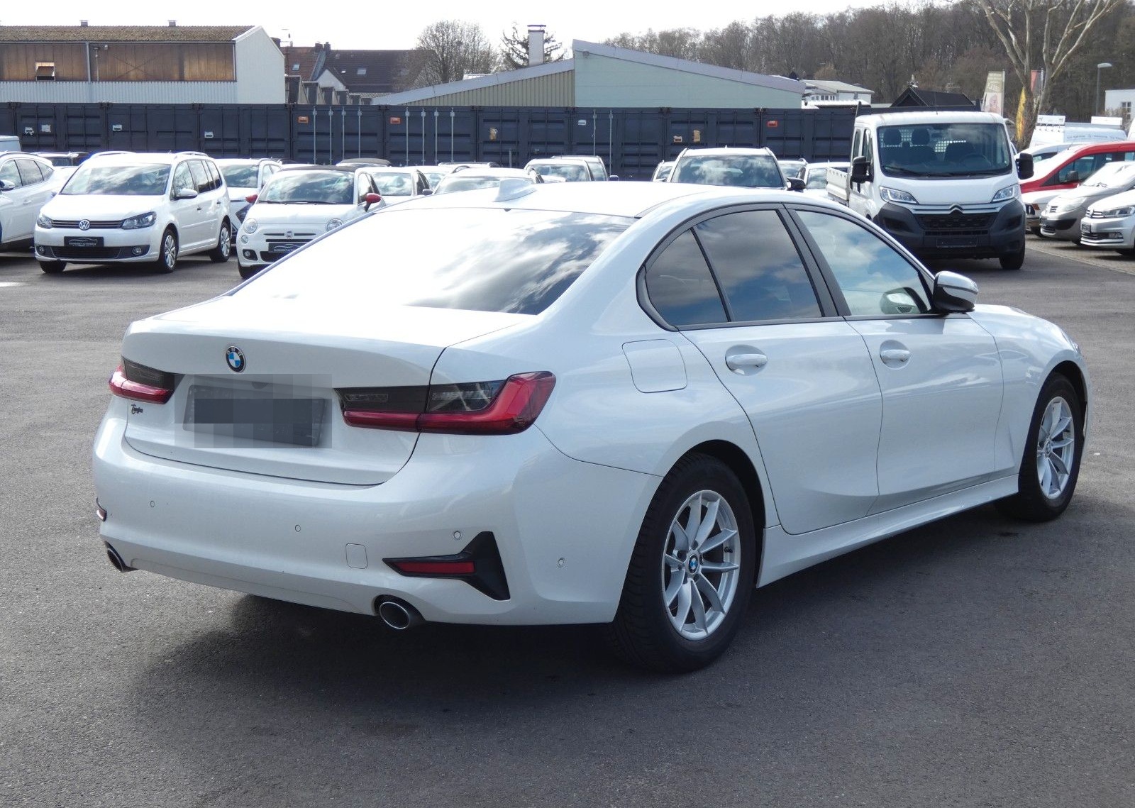 BMW 318d Lim. M Sport GSSD*HARMAN/KARDON*KAMERA*VOLL foto 5