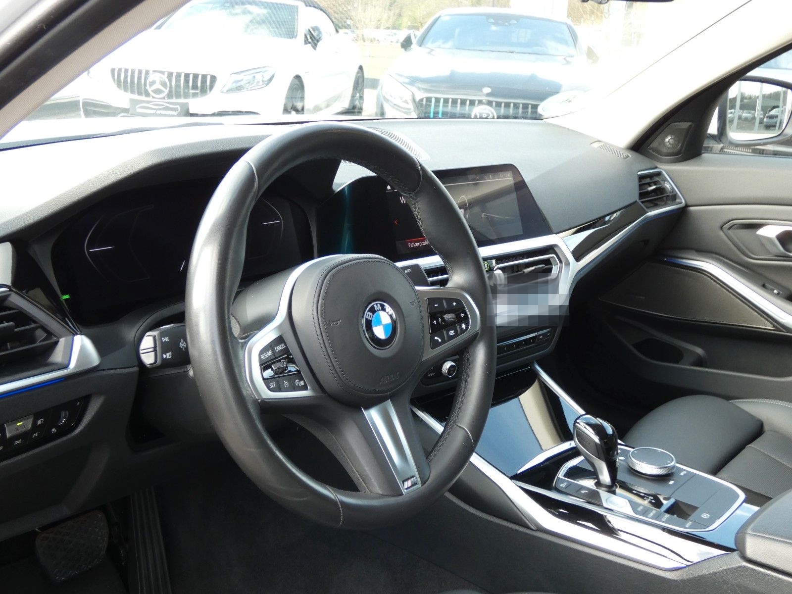 BMW 318d Lim. M Sport GSSD*HARMAN/KARDON*KAMERA*VOLL foto 7