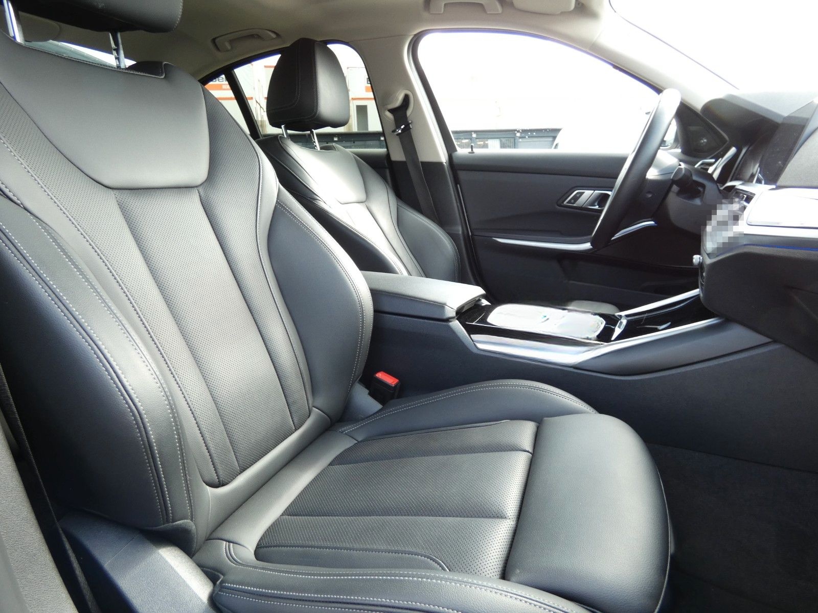 BMW 318d Lim. M Sport GSSD*HARMAN/KARDON*KAMERA*VOLL foto 8