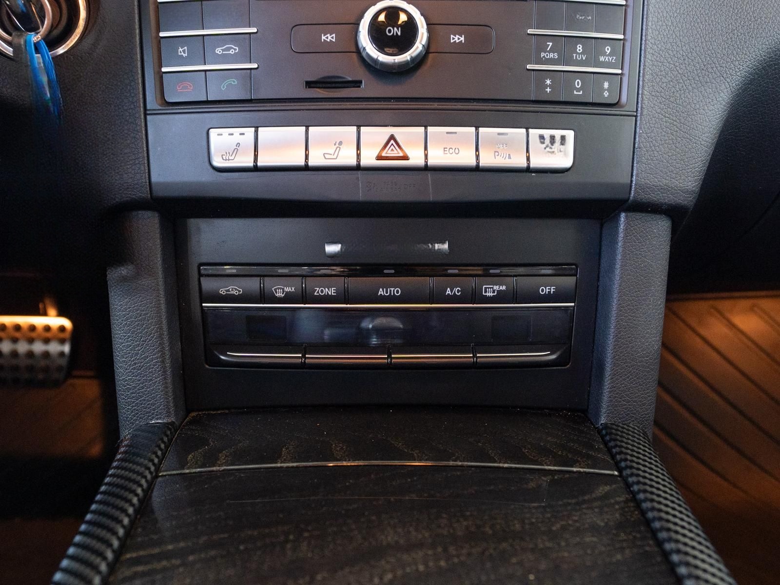 Mercedes-Benz E 250 T 7G-TRONIC *360°-KAM*DISTR.+*LEDER*2.HD* foto 19