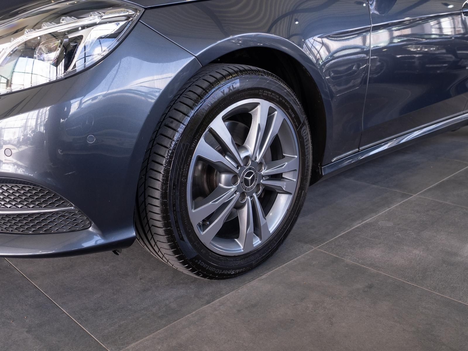Mercedes-Benz E 250 T 7G-TRONIC *360°-KAM*DISTR.+*LEDER*2.HD* foto 8
