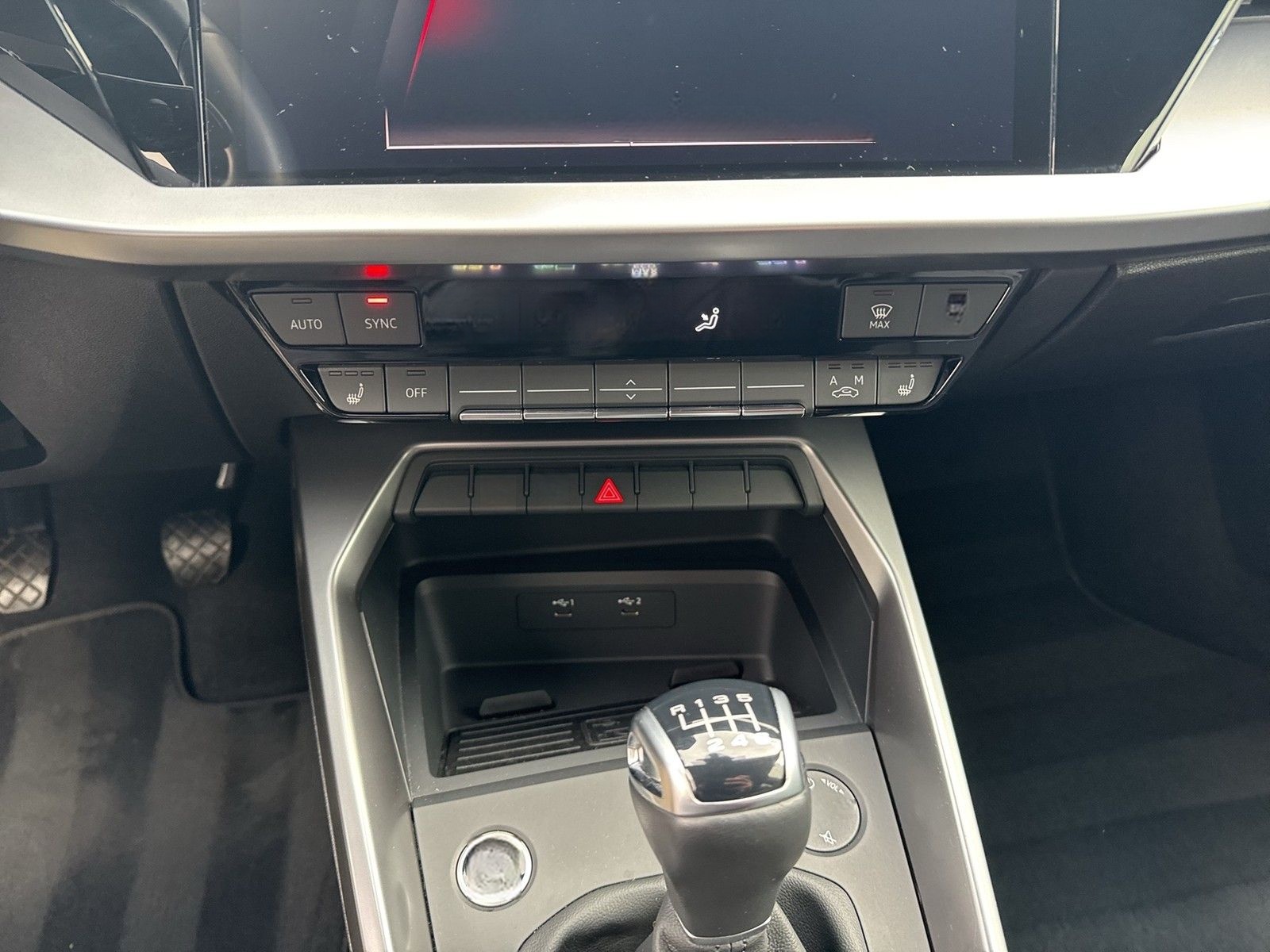 Audi A3 Sportback 30 advanced BLACKPAK AHK LM18 foto 12