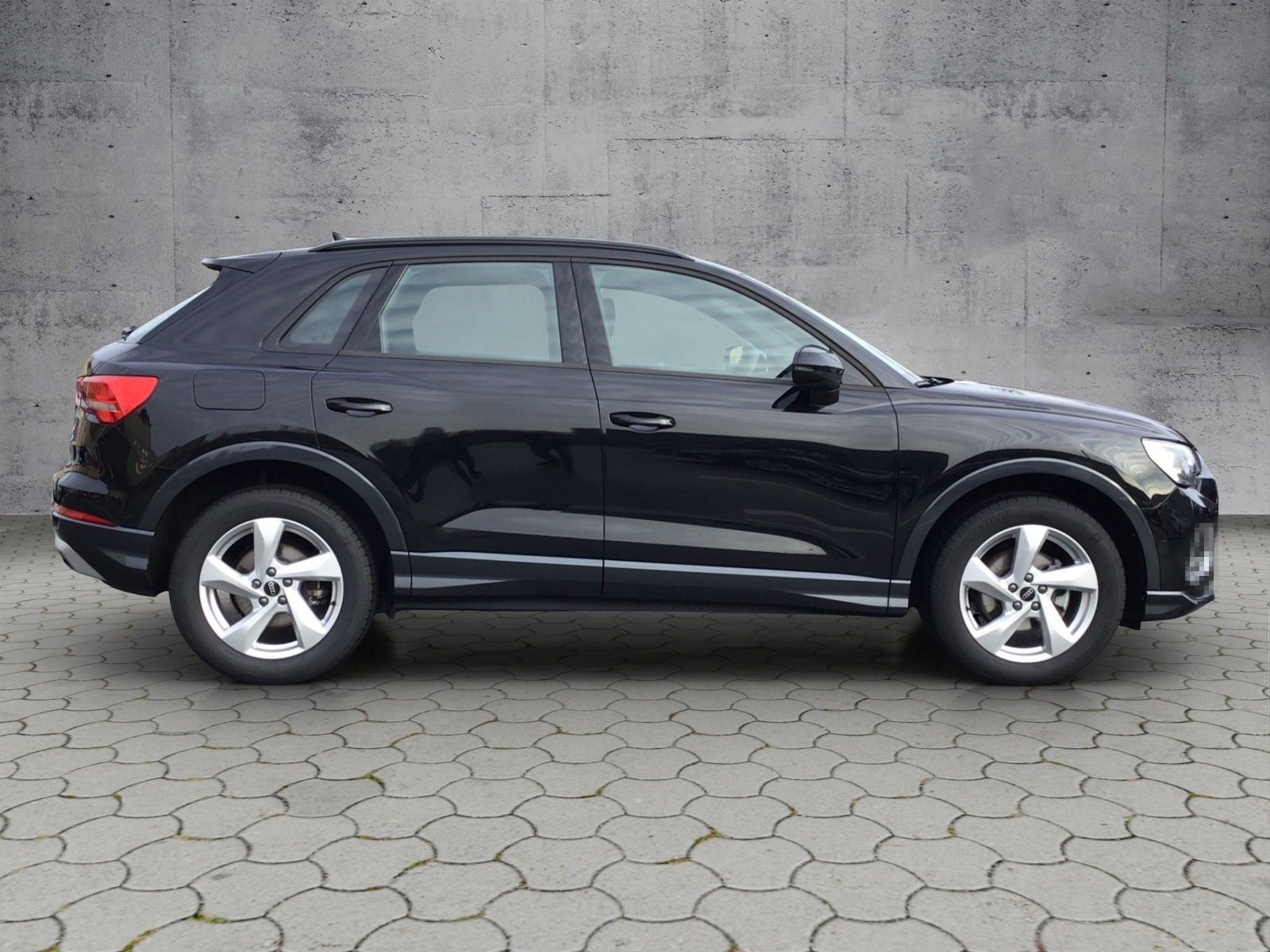 Audi Q3 adv. 35TFSI S-tronic VORB.AHK/SHZ/NAV/RFK foto 6