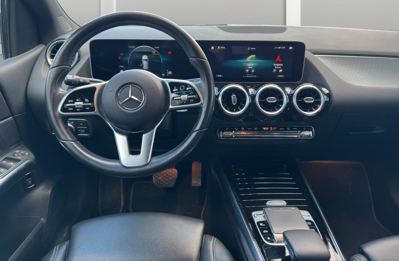 Mercedes-Benz B 200 d T.Leder Navi CarPlay RFK SHZ AHK LED foto 9