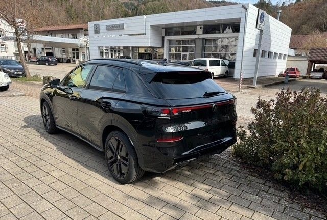 Volkswagen T-Roc 1.5 eTSI 110 kW R-Line foto 2