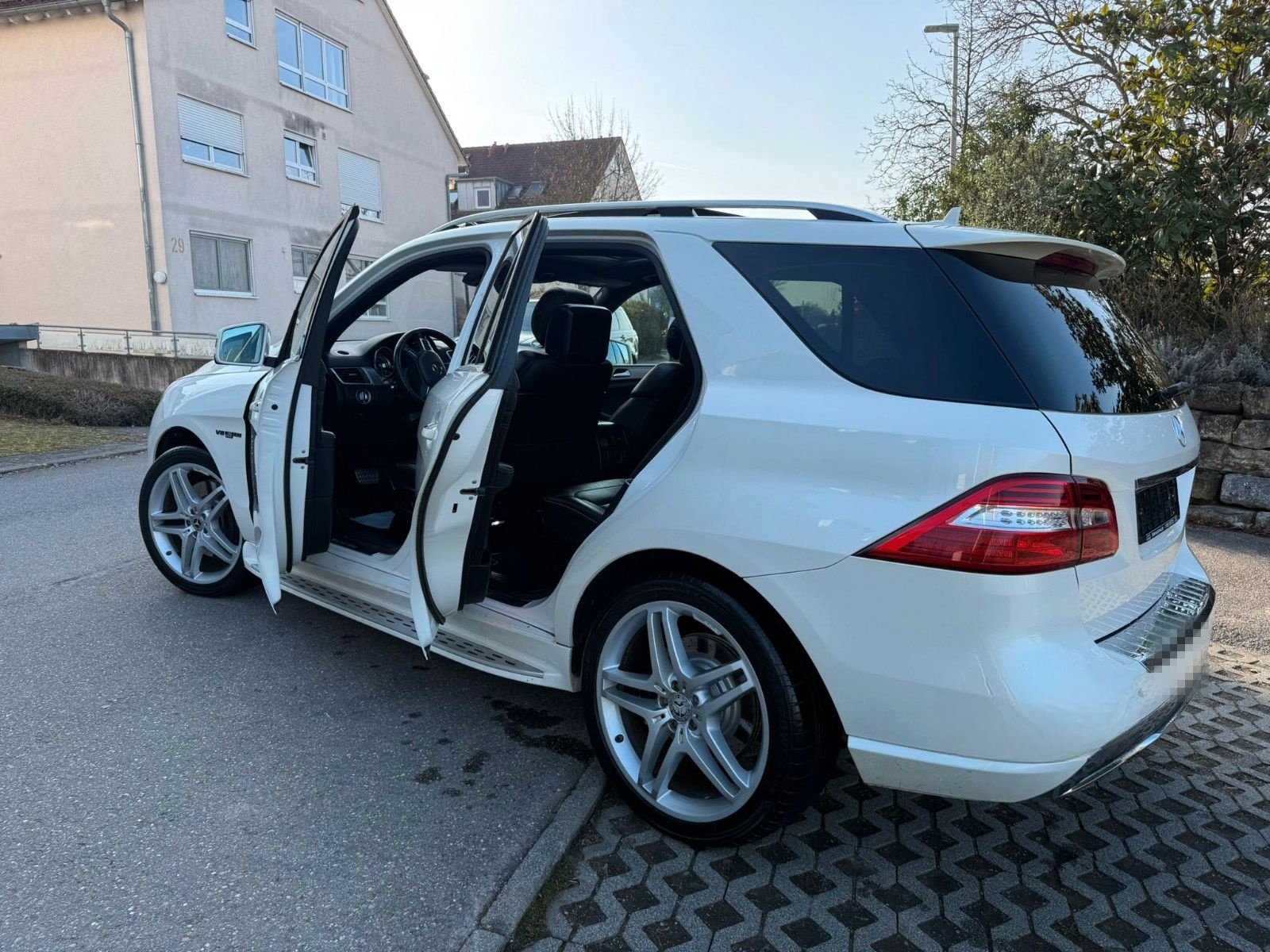 Mercedes-Benz ML 500 M-Klasse 4MATIC (BlueEFFICIENCY) 7G-TRONI foto 7
