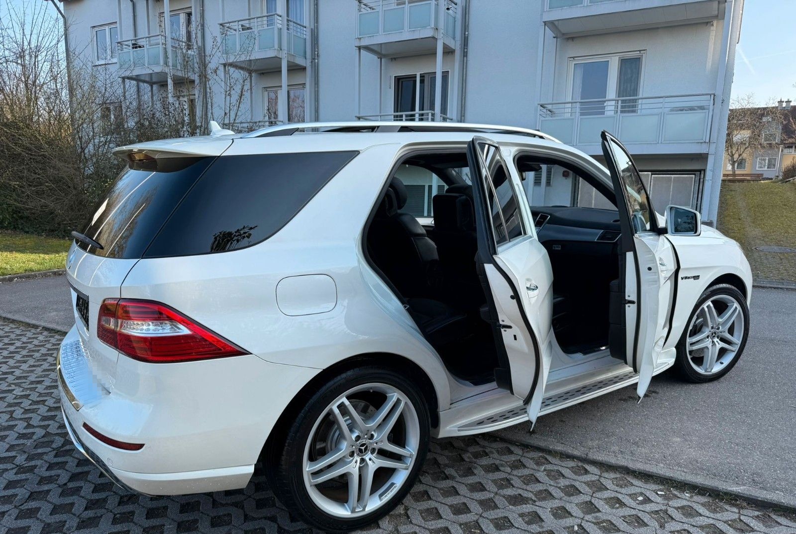Mercedes-Benz ML 500 M-Klasse 4MATIC (BlueEFFICIENCY) 7G-TRONI foto 8