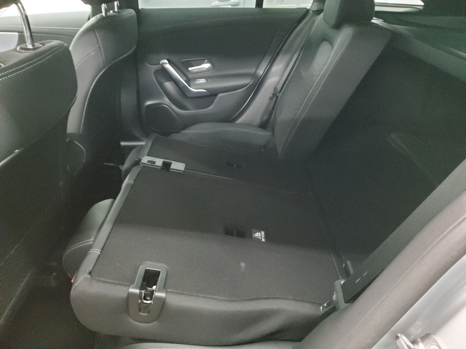 Mercedes-Benz CLA 220 SB d Progressive T-Leder Navi LED AHK foto 13