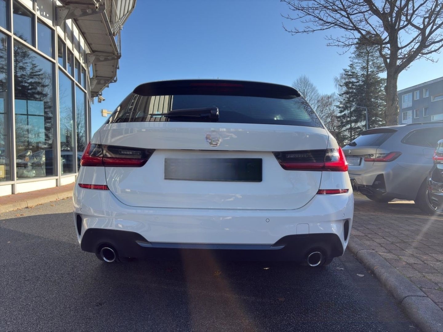 BMW 330 d xDrive M Sport Touring LED Navi SHZ PDC 18 foto 21