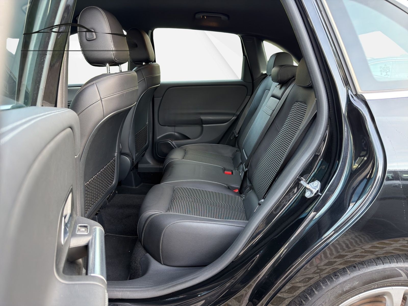 Mercedes-Benz B 220 4Matic ProgressiveLED/NAVI/AHK/TOTWASS/RFK foto 12