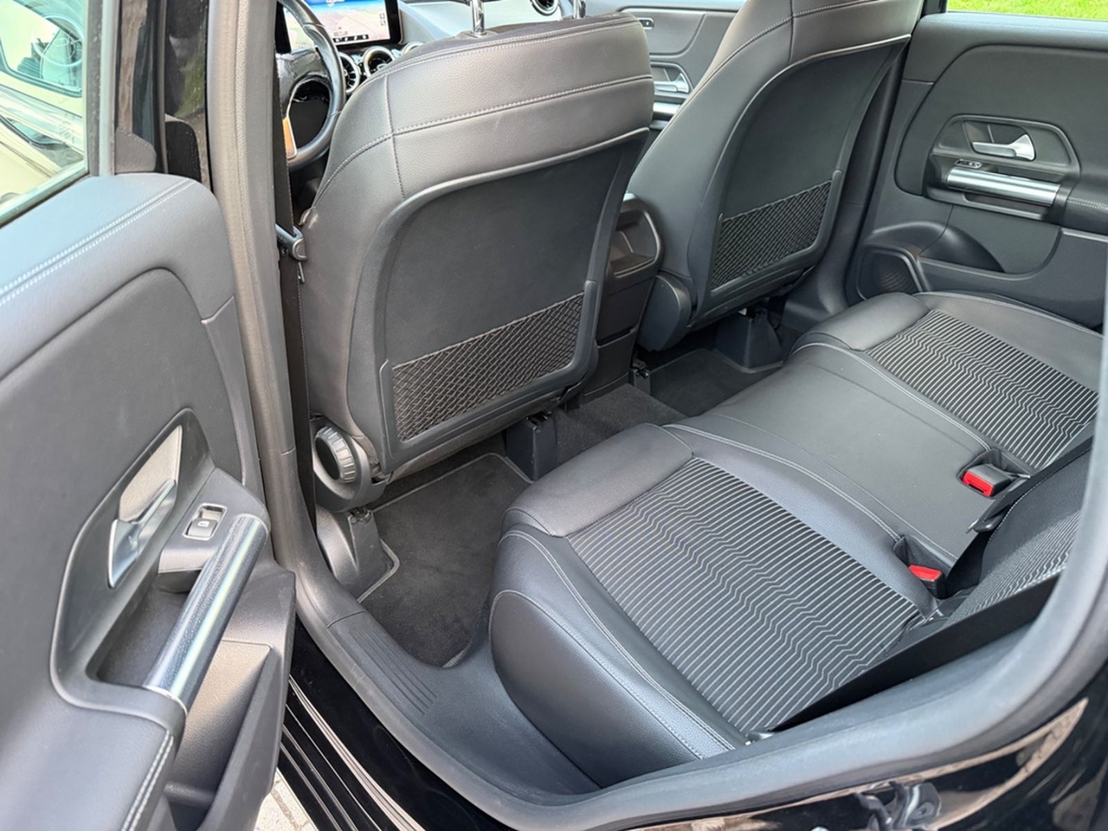 Mercedes-Benz B 220 4Matic ProgressiveLED/NAVI/AHK/TOTWASS/RFK foto 20