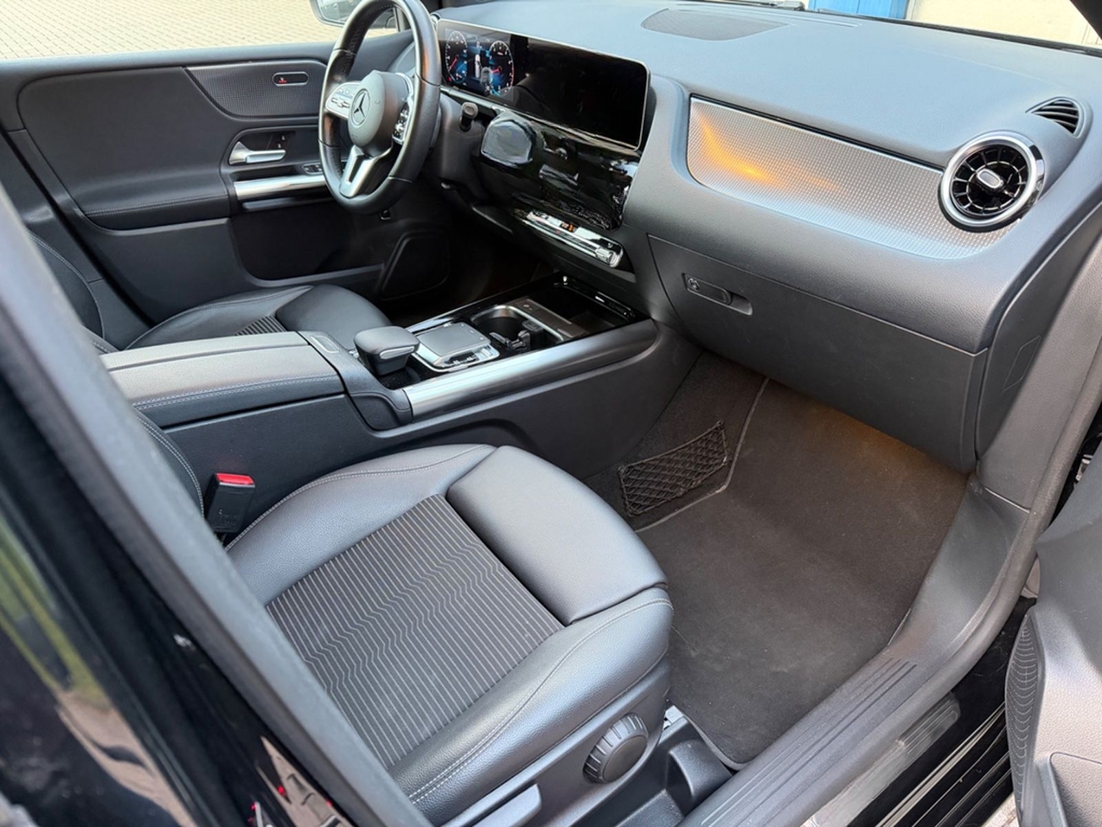 Mercedes-Benz B 220 4Matic ProgressiveLED/NAVI/AHK/TOTWASS/RFK foto 24