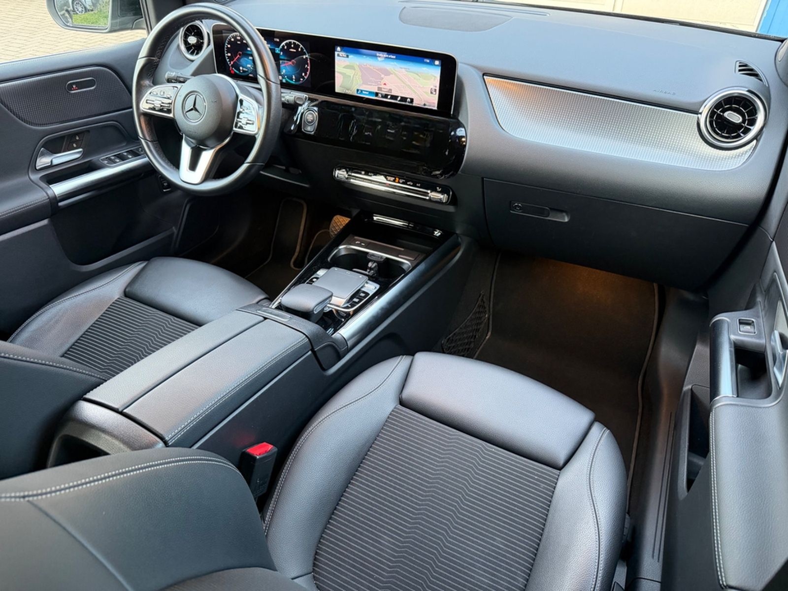 Mercedes-Benz B 220 4Matic ProgressiveLED/NAVI/AHK/TOTWASS/RFK foto 27
