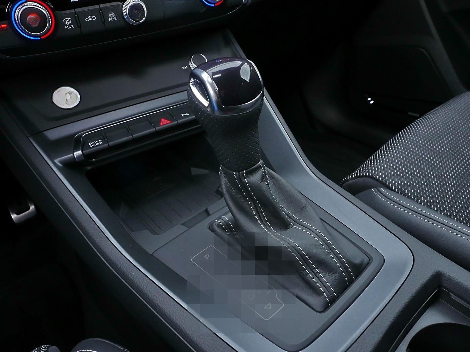 Audi Q3 40 TDI qu. 2x S line Matrix Pano RüKa Standh. foto 11