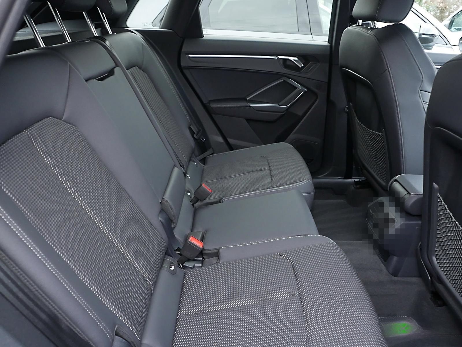 Audi Q3 40 TDI qu. 2x S line Matrix Pano RüKa Standh. foto 6