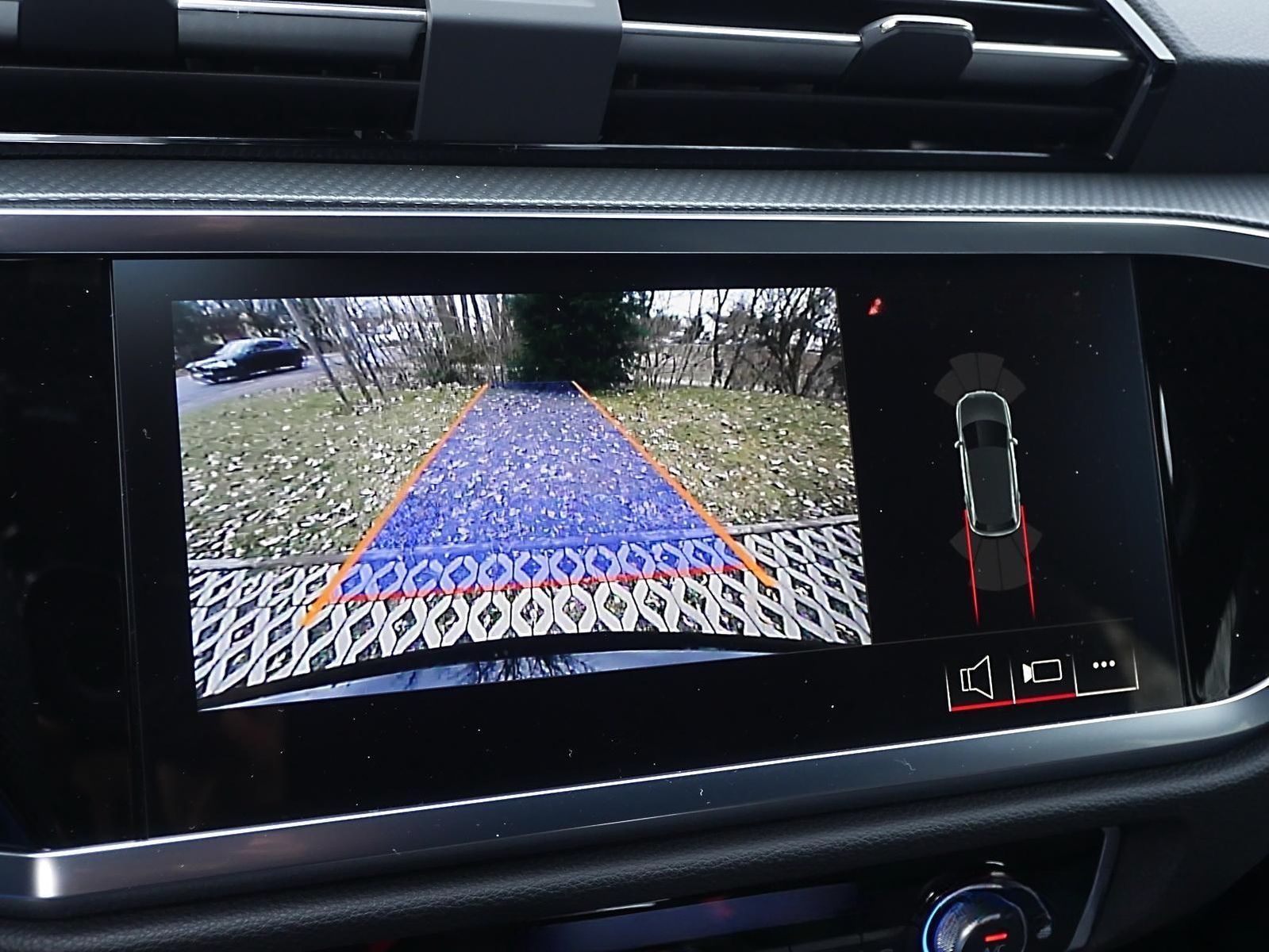 Audi Q3 40 TDI qu. 2x S line Matrix Pano RüKa Standh. foto 9
