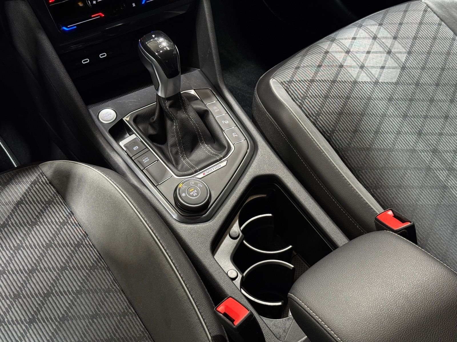 Volkswagen Tiguan Allspace R-Line 2.0 TDI DSG 4M | AHK ACC foto 11