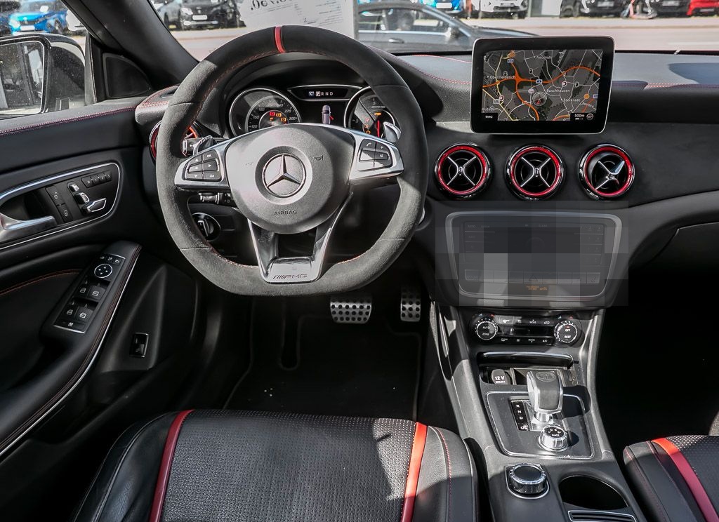 Mercedes-Benz CLA 45 AMG Shooting Brake PERFORMANCE SITZE PANO foto 4