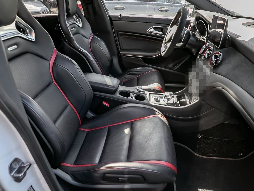 Mercedes-Benz CLA 45 AMG Shooting Brake PERFORMANCE SITZE PANO foto 5