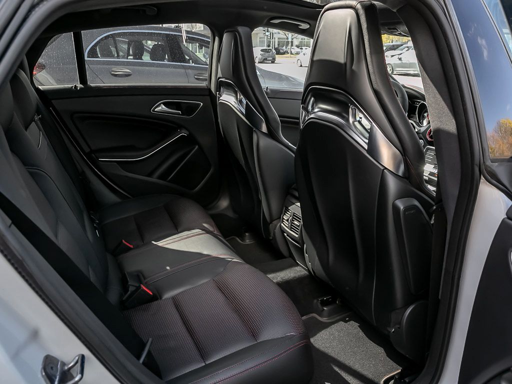 Mercedes-Benz CLA 45 AMG Shooting Brake PERFORMANCE SITZE PANO foto 6