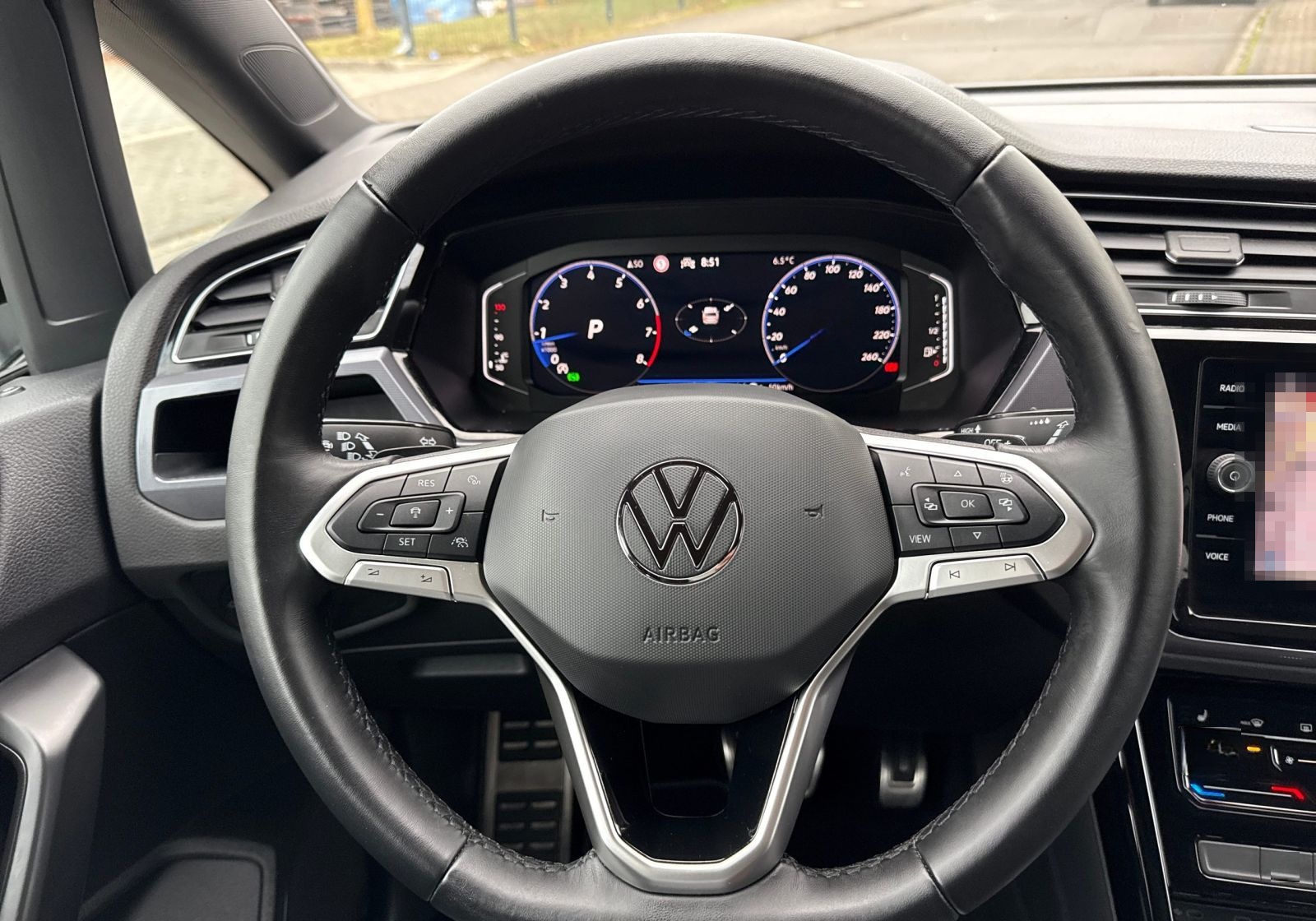 Volkswagen Touran Highline 1.5 TSI DSG, 7-SITZER, RFK, AHK foto 11