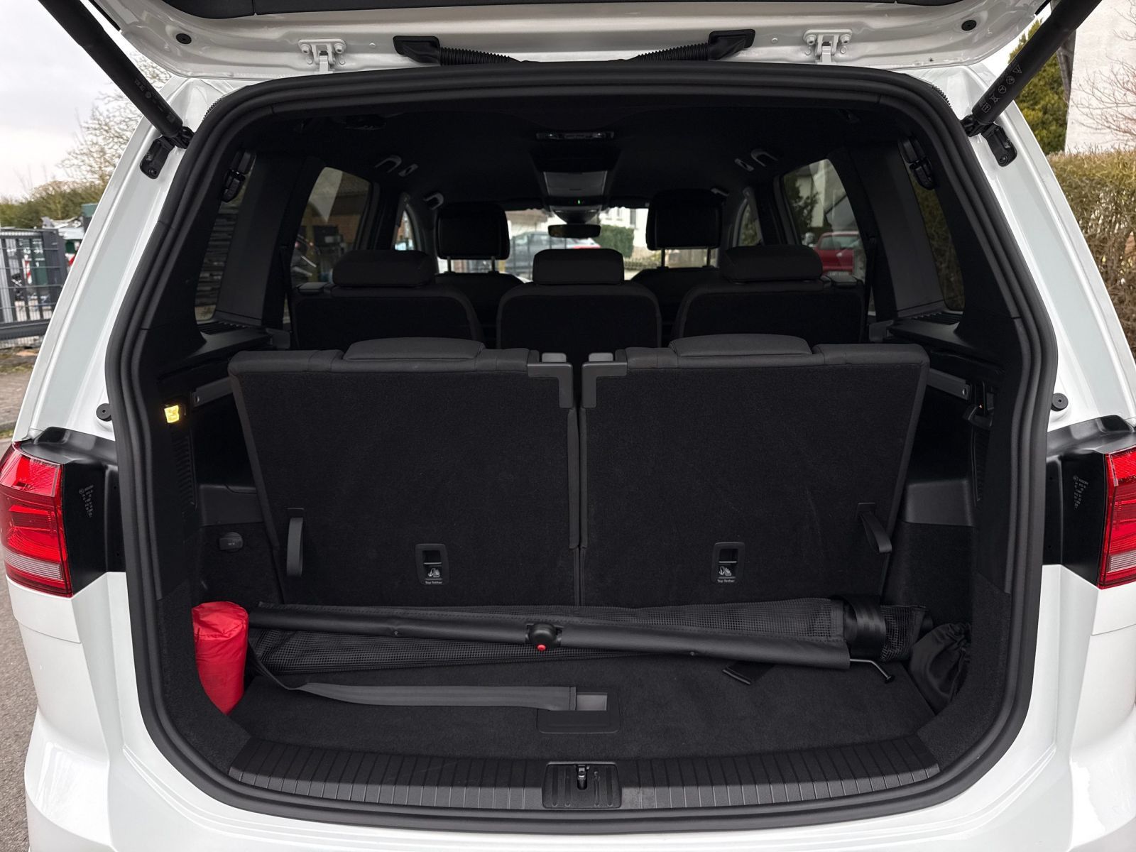 Volkswagen Touran Highline 1.5 TSI DSG, 7-SITZER, RFK, AHK foto 15