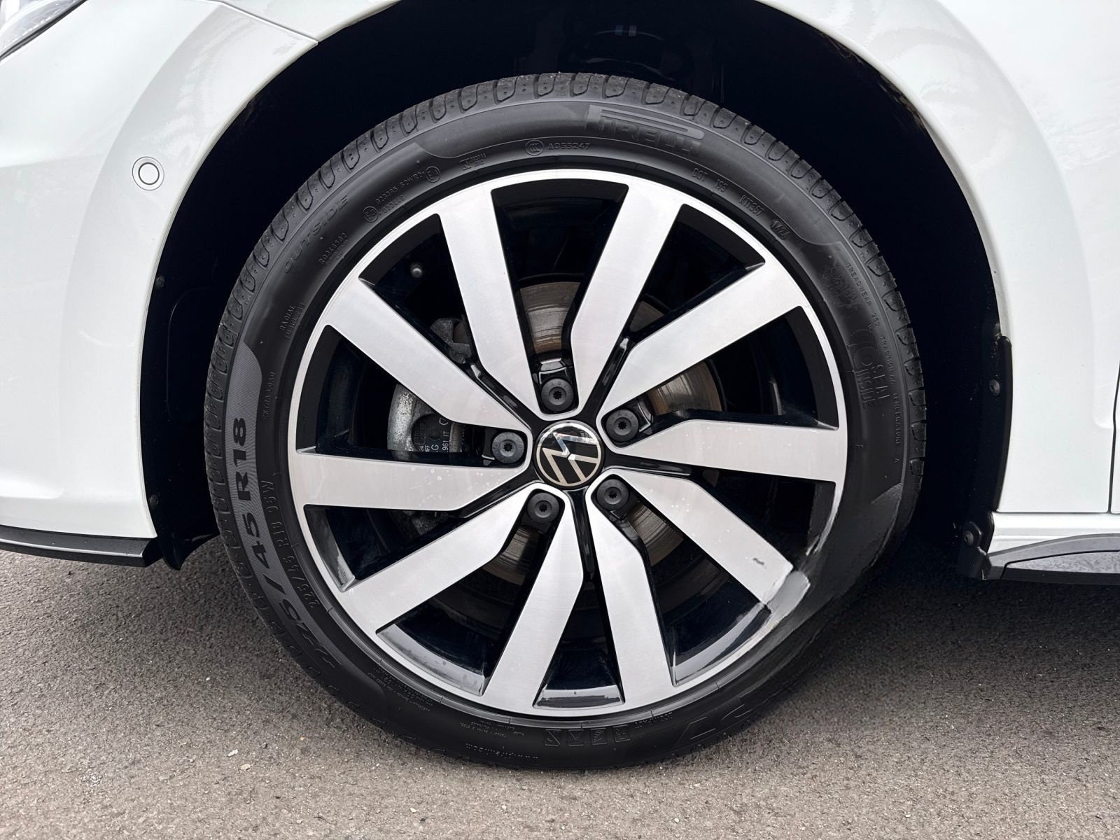 Volkswagen Touran Highline 1.5 TSI DSG, 7-SITZER, RFK, AHK foto 9