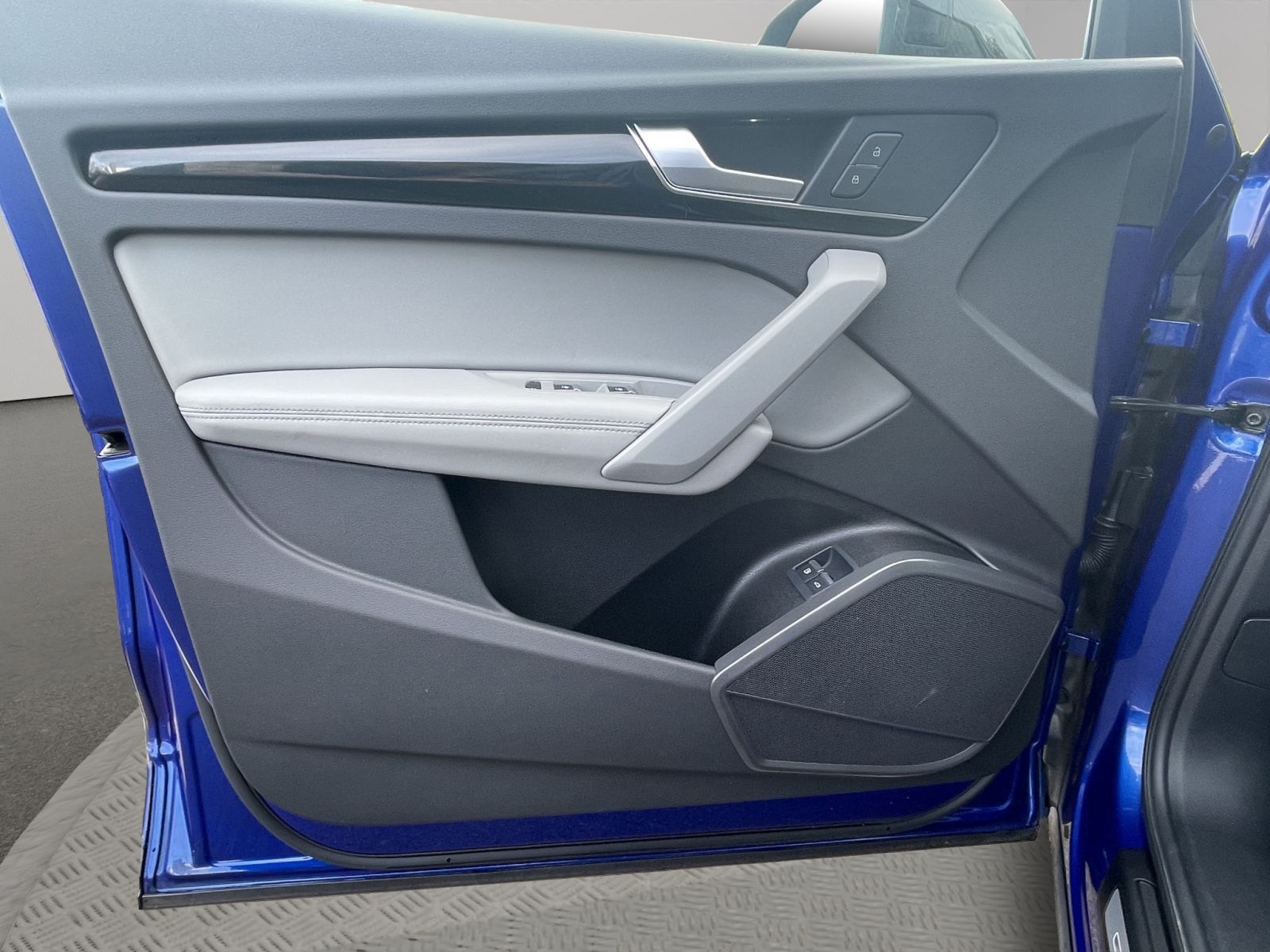 Audi Q5 55 TFSIe quattro S line Matrix Pano AHK HuD foto 17