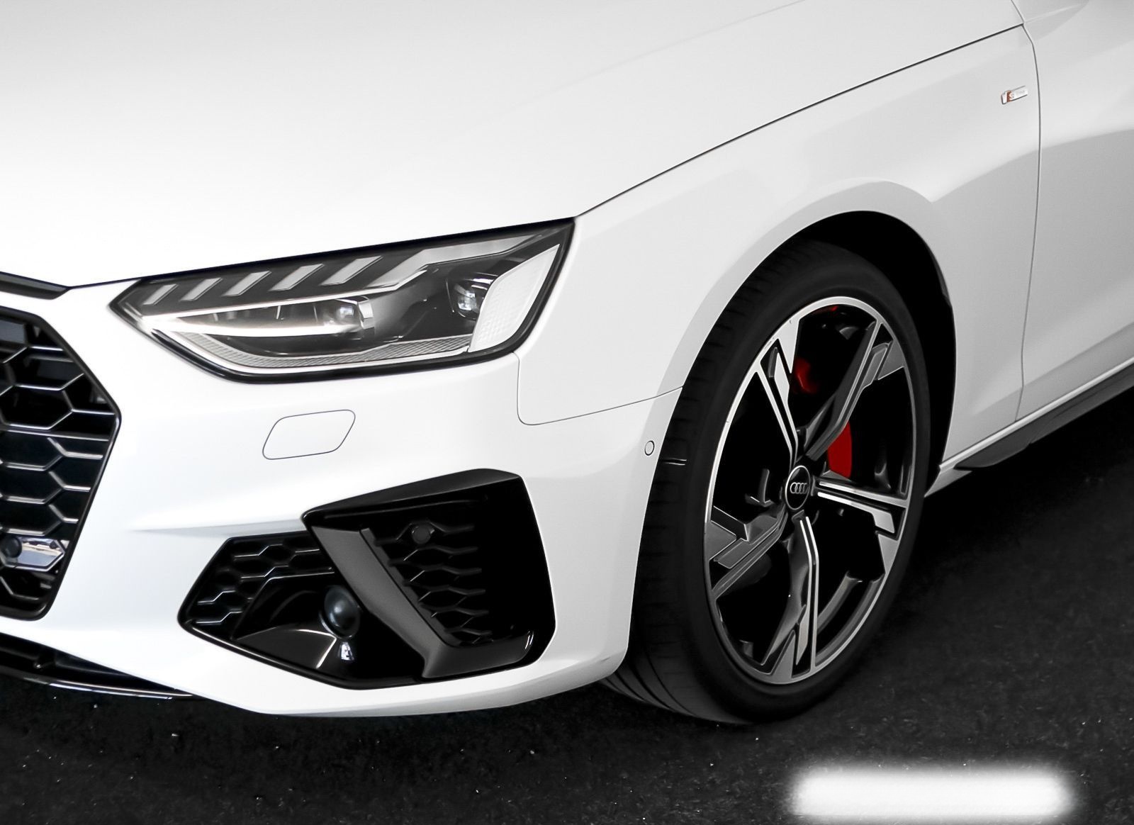 Audi A4 Avant 40 TFSI qu. S line Pano/AHK/Virtual+ foto 12