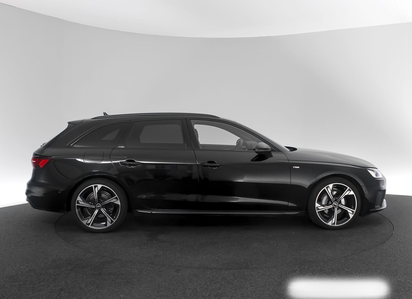 Audi A4 Avant 40 TFSI S tronic S line Pano/B&O/Matrix foto 7