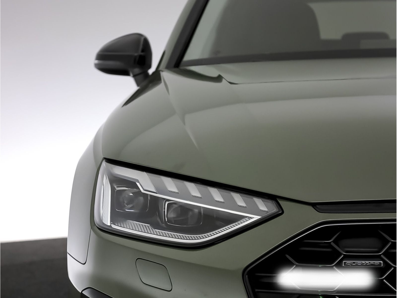 Audi A4 Avant 40 TFSI qu. S tronic S line Matrix/Navi foto 10