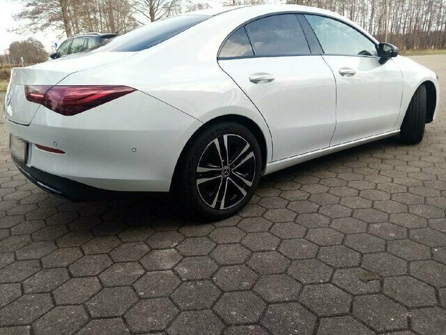 Mercedes-Benz Cla 180 d foto 3