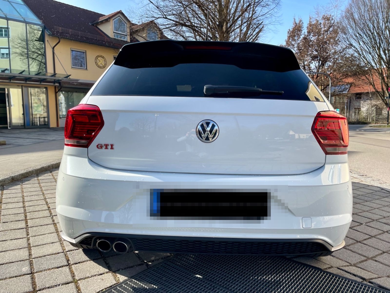 Volkswagen Polo 2.0 TSI DSG GTI foto 3