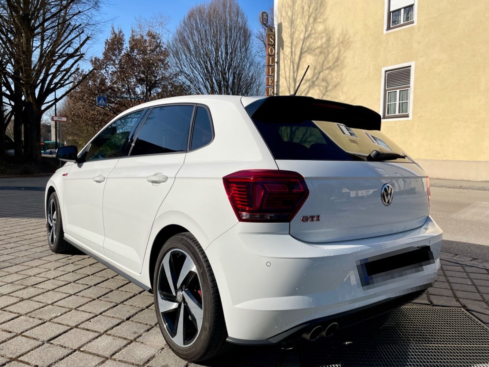Volkswagen Polo 2.0 TSI DSG GTI foto 4