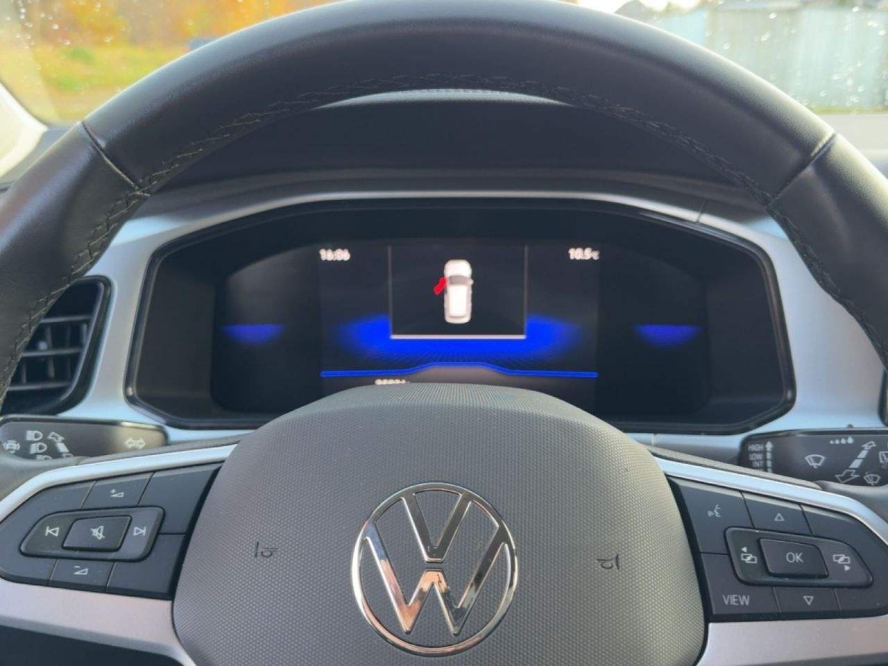 Volkswagen T-Roc Life, LED, Wi-Paket, Navi, PDC foto 10