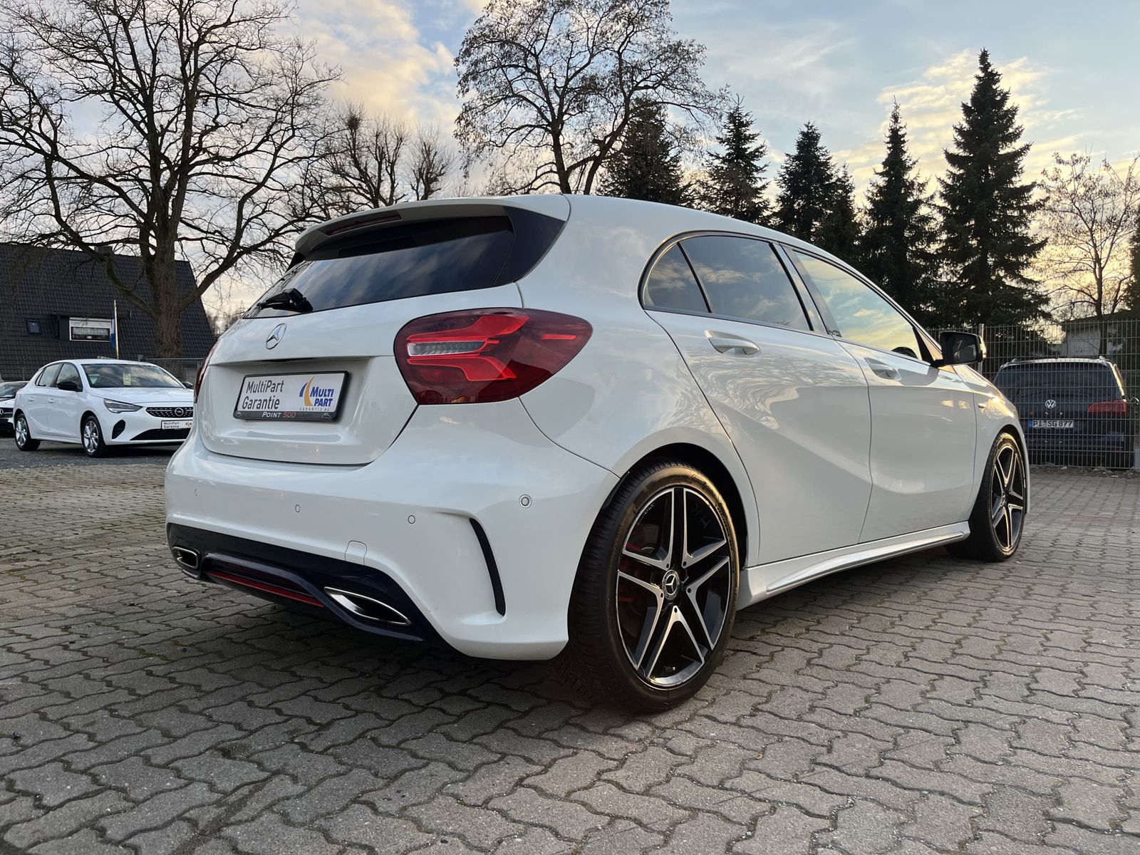 Mercedes-Benz A 250 AMG/4MATIC/LEDER/PANO/NIGHT-PAKET/RFK/VOLL foto 7