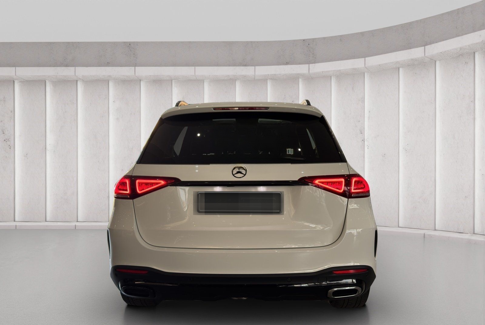 Mercedes-Benz GLE 350 d AMG Night Pano Burm 360° Distr AHK 20" foto 4