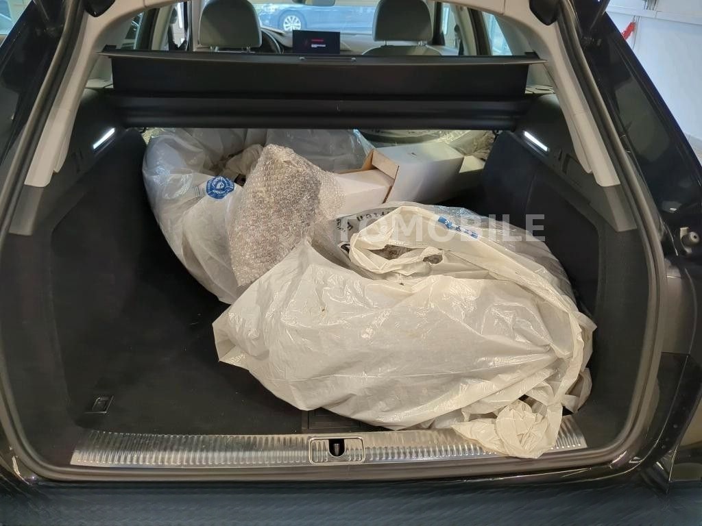 Audi A4 Avant AUTOMATIK *1.HAND*TÜV NEU*SCHECKHEFT* foto 6