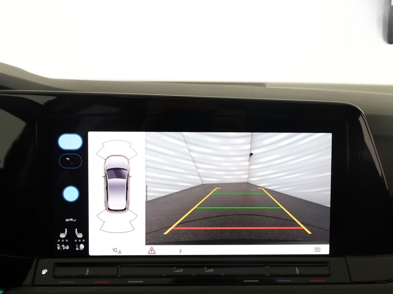 Volkswagen Golf VIII 1.5 eTSI STYLE MATRIX,STANDHZ,HUD,ACC foto 17