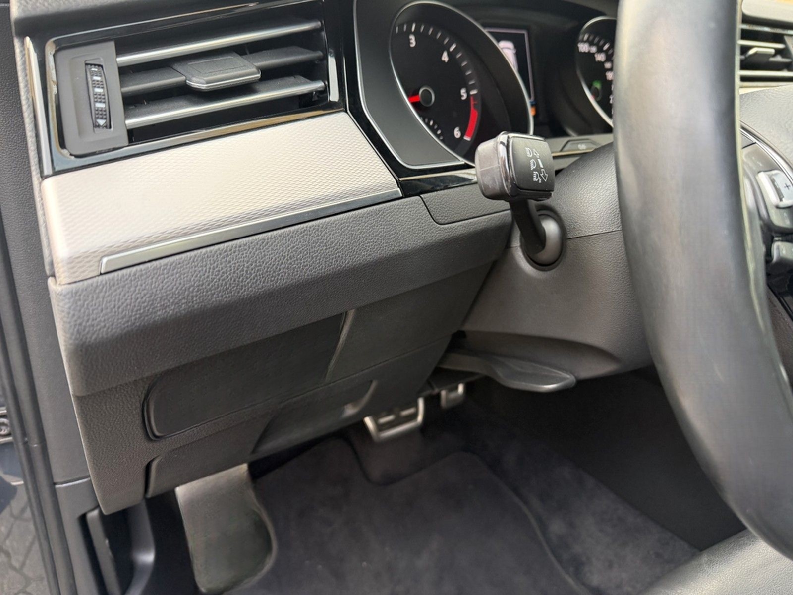 Volkswagen PASSAT°VARIANT°ALLTRACK°4MOTION°AUT°STANDHEIZUNG foto 12
