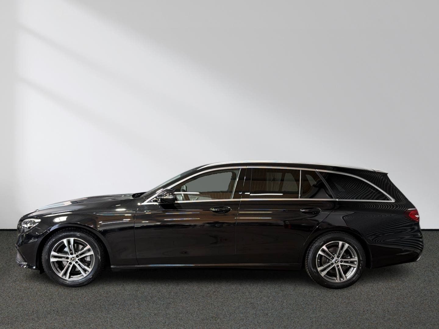 Mercedes-Benz E 220 d T Avantgarde Burmester Standheizung AHK foto 3