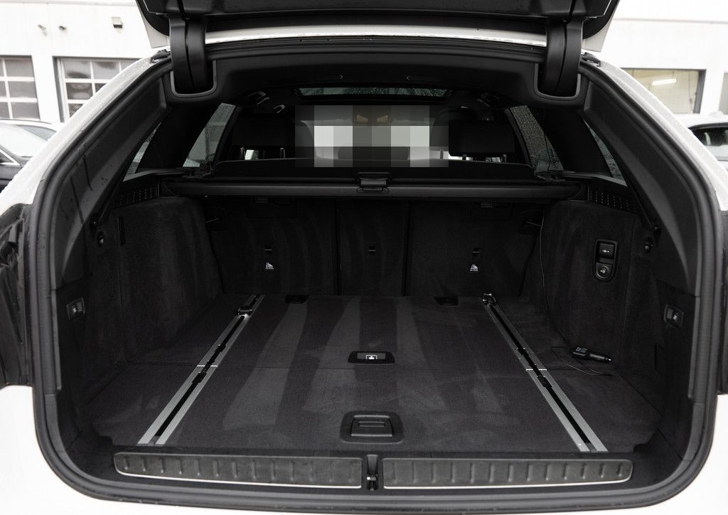 BMW 540d Touring xDrive M-Sport PANO AHK HUD LASER foto 13