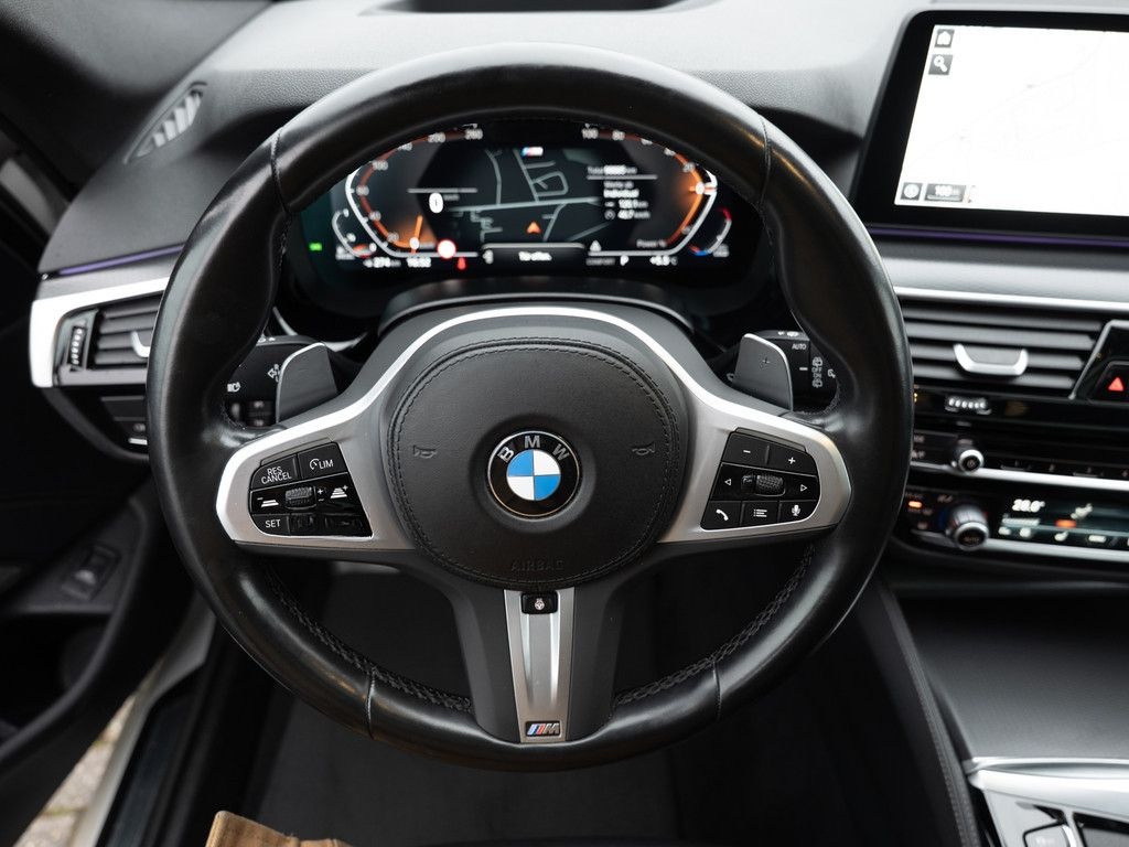 BMW 540d Touring xDrive M-Sport PANO AHK HUD LASER foto 14