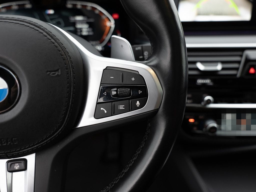 BMW 540d Touring xDrive M-Sport PANO AHK HUD LASER foto 23