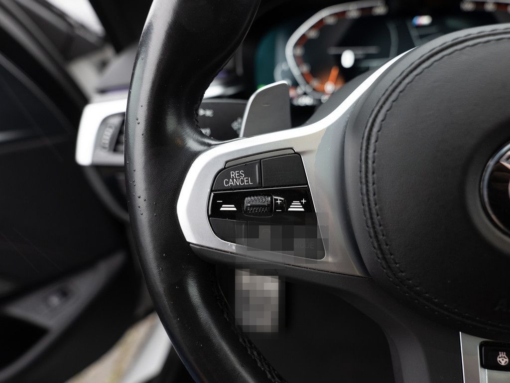 BMW 540d Touring xDrive M-Sport PANO AHK HUD LASER foto 24