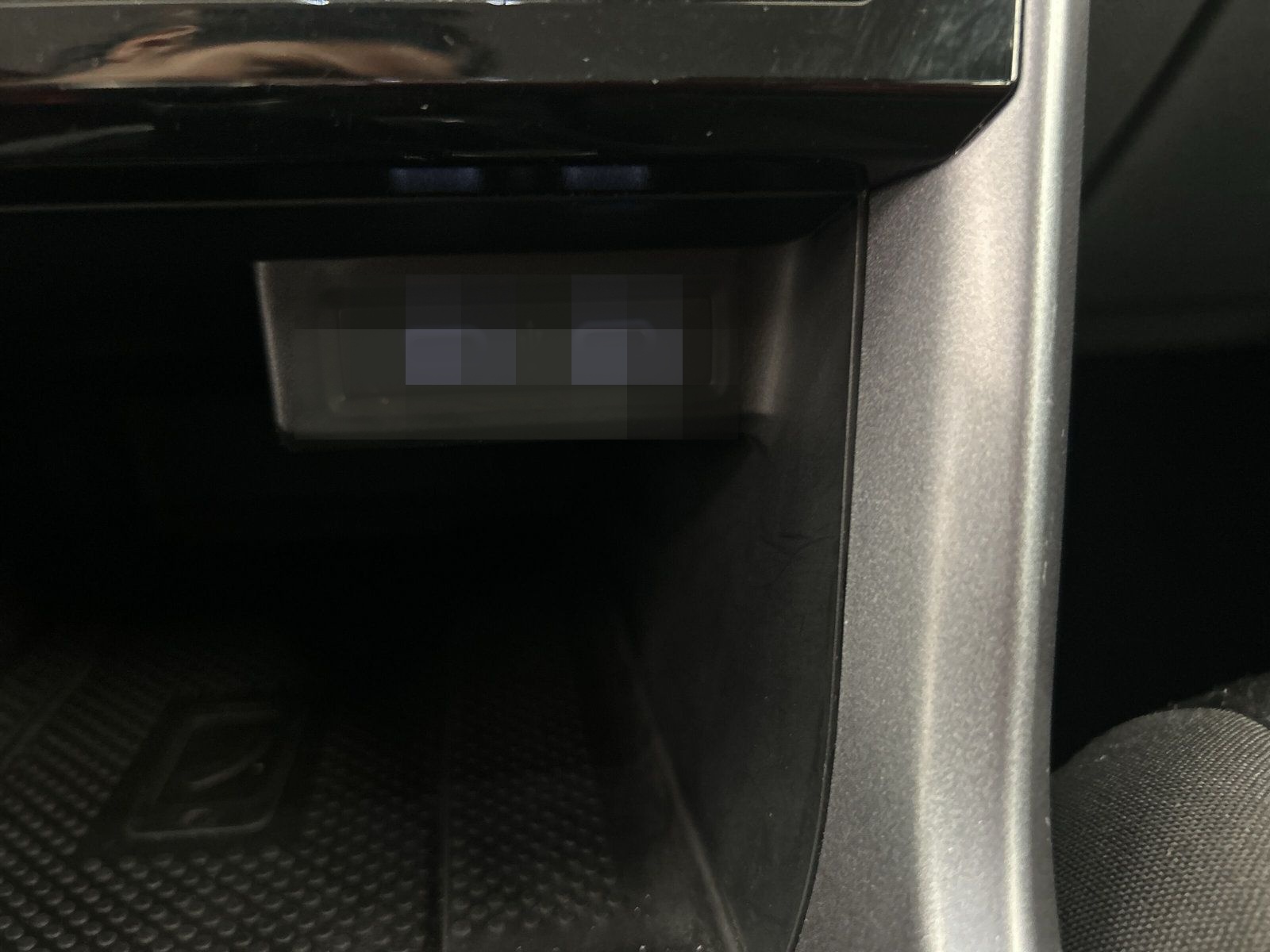 Volkswagen T-Cross 1.0 TSI Active R-LINE EXT.+DSG+LED+NAVI foto 25