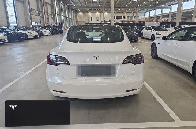 Tesla Model 3 Rear-Wheel Drive foto 5