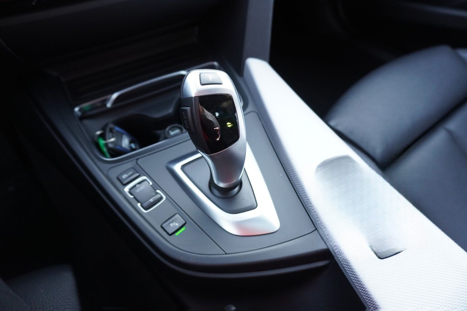 BMW 318i M Sport Shadow Aut. LED Navi Panorama Leder foto 33