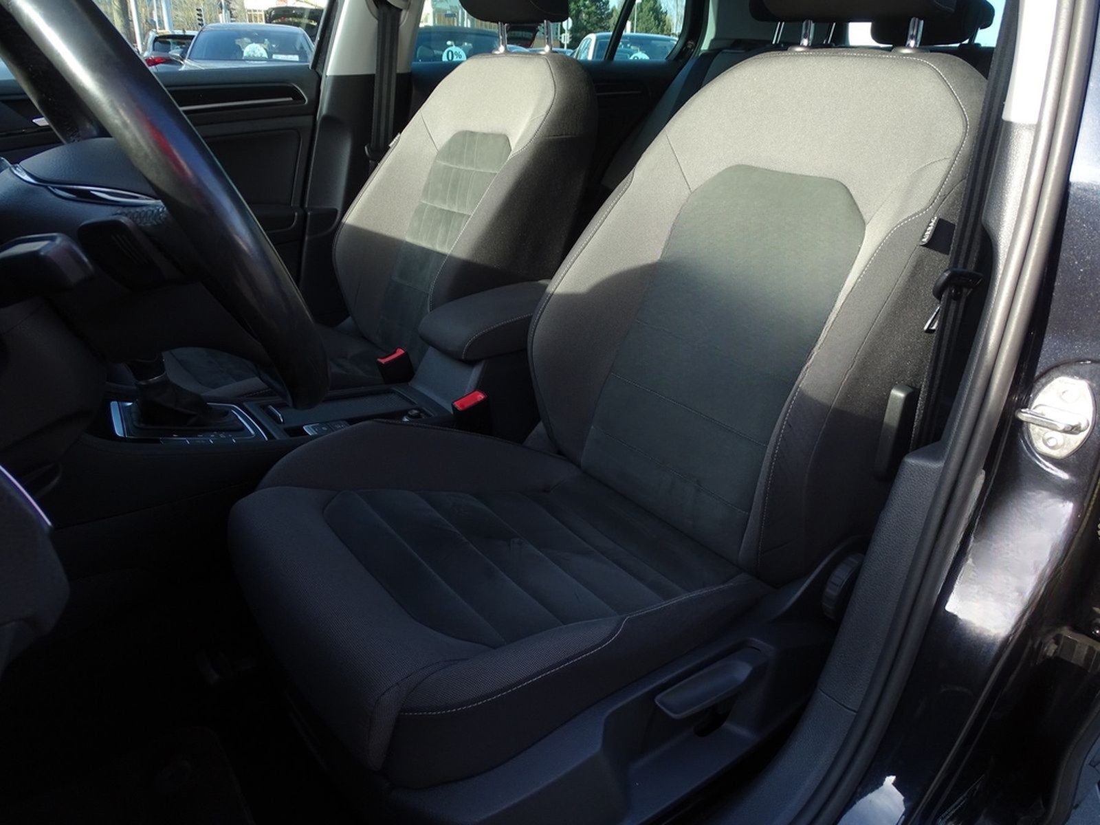 Volkswagen Golf VII 1.4 16V TSI Highline Sitzheizung Navi foto 26